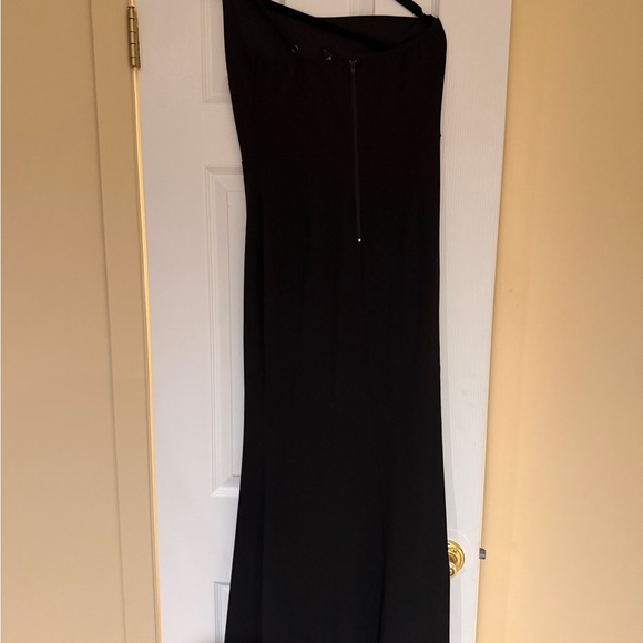Windsor Black Maxi Formal Dress - Picture 2 of 3